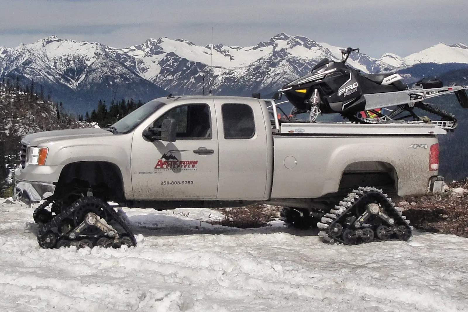 105M1-A1 Tracks on a GMC Sierra 2500HD