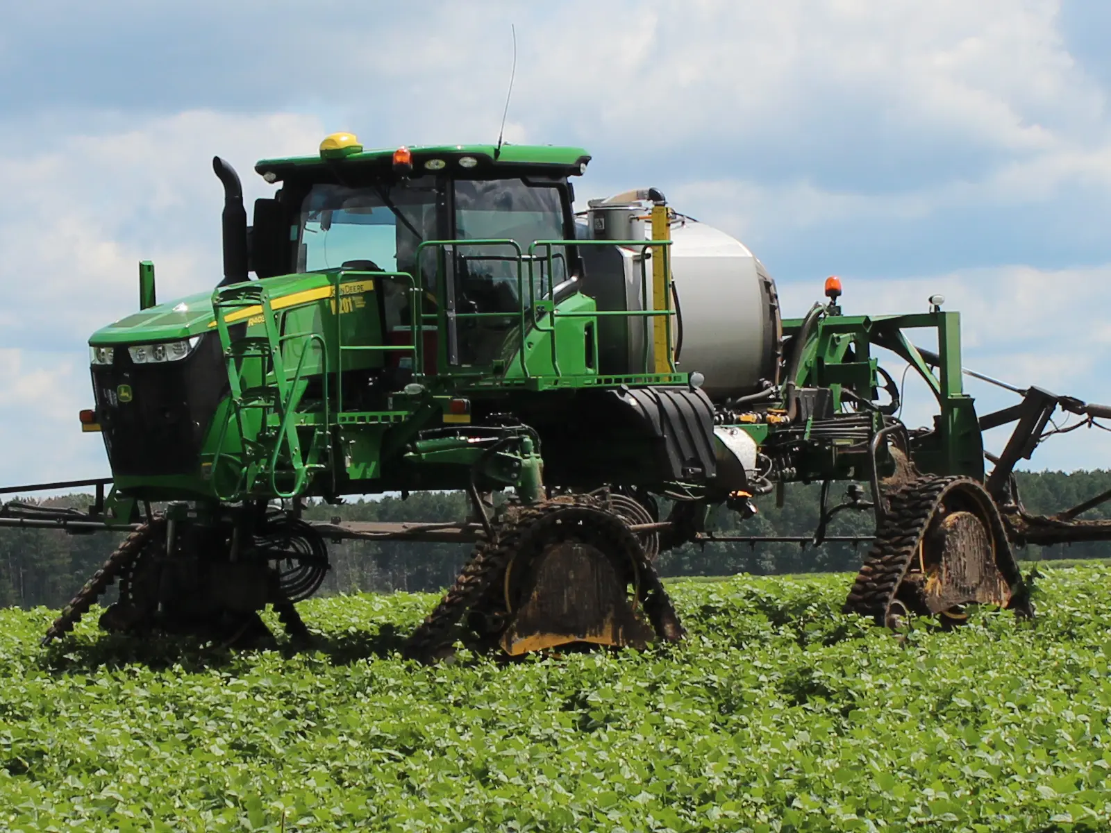 Mattracks 9000 Series Sprayer Tracks