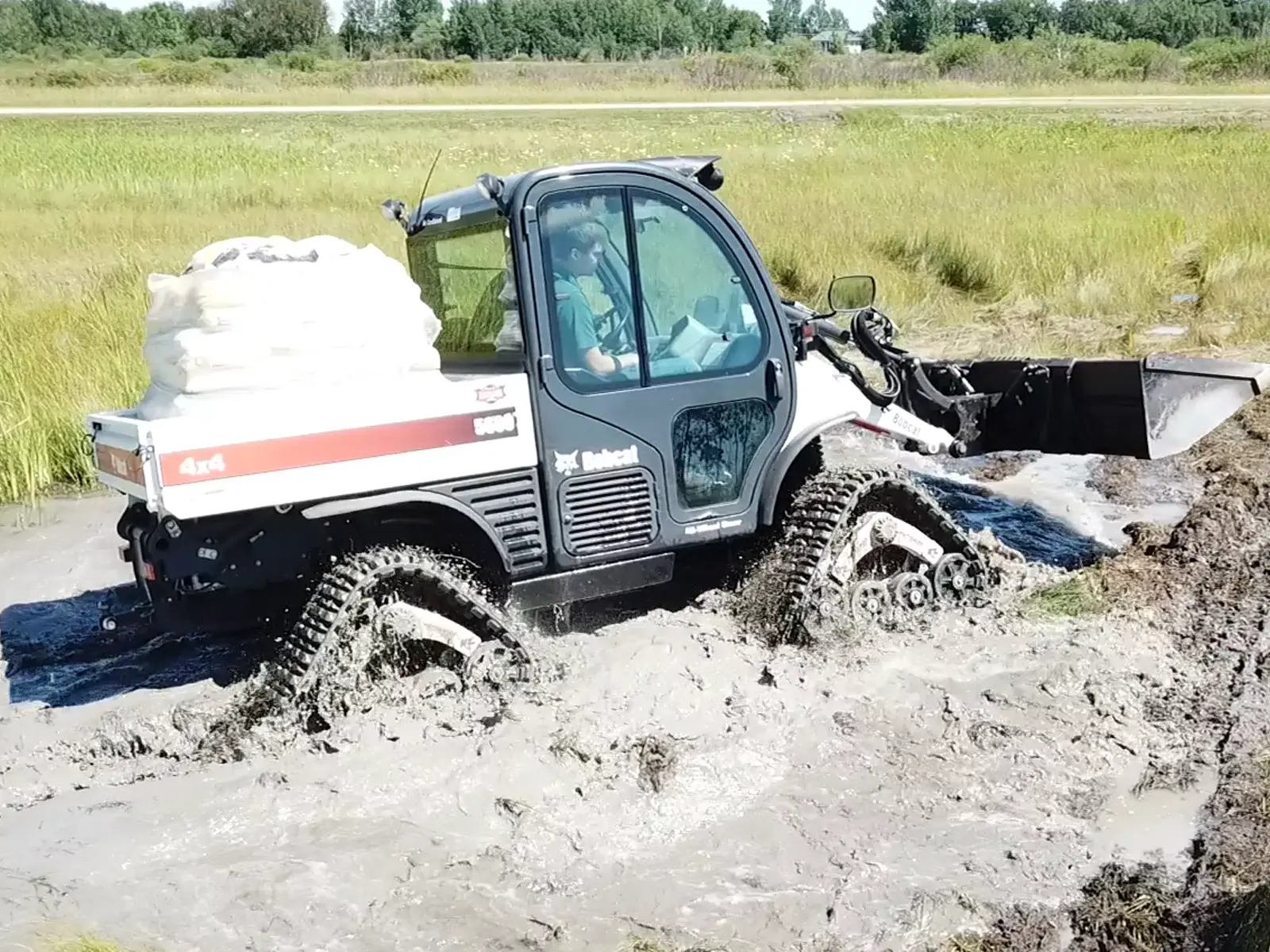 RT125 TC Tracks for Bobcat Toolcat